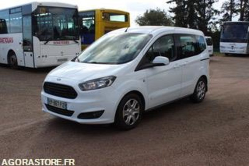 FORD TOURNEO - 2017 - 195 671 KMS - EP867FZ - فان المدمجة: صور 1 FORD TOURNEO - 2017 - 195 671 KMS - EP867FZ - فان المدمجة: صور 1