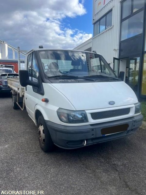 FORD TRANSIT 2.4 TD BENNE - 2002 - 204 000km - قلاب صغير: صور 1 FORD TRANSIT 2.4 TD BENNE - 2002 - 204 000km - قلاب صغير: صور 1