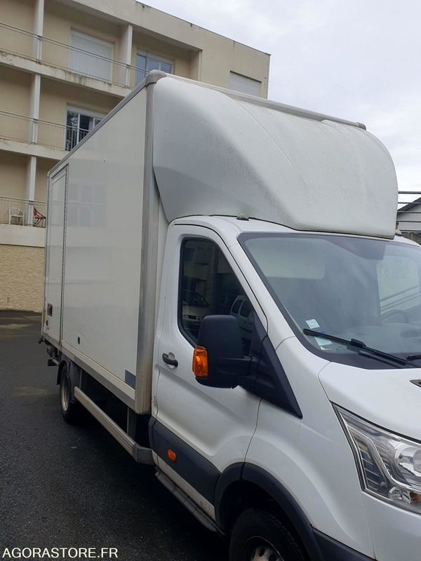 FORD TRANSIT AD BLUE 92178kms 2017 - الشاحنات الصغيرة صندوق مغلق: صور 4 FORD TRANSIT AD BLUE 92178kms 2017 - الشاحنات الصغيرة صندوق مغلق: صور 4