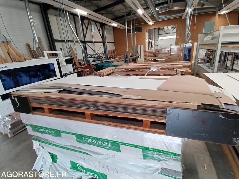 Feuilles de stratifié EGGER et POLYREY - الأدوات والمعدات: صور 3 Feuilles de stratifié EGGER et POLYREY - الأدوات والمعدات: صور 3