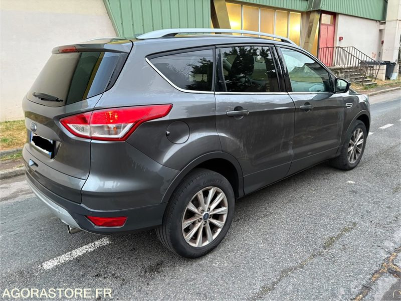 Ford Kuga 2.0l Tdci Powershift 4x4 - 2016 - 270 000km - سيارة: صور 2 Ford Kuga 2.0l Tdci Powershift 4x4 - 2016 - 270 000km - سيارة: صور 2
