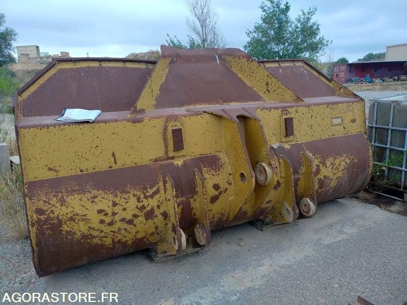 Godet CATERPILLAR - الأدوات والمعدات: صور 1 Godet CATERPILLAR - الأدوات والمعدات: صور 1