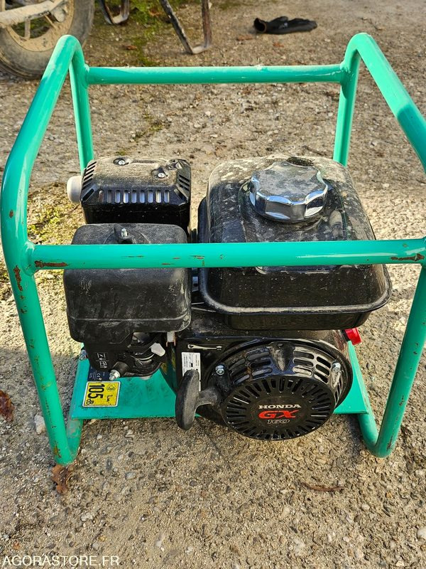 Groupe vibrant ge-5lh + pompe wp3lb - معدات البناء: صور 4 Groupe vibrant ge-5lh + pompe wp3lb - معدات البناء: صور 4