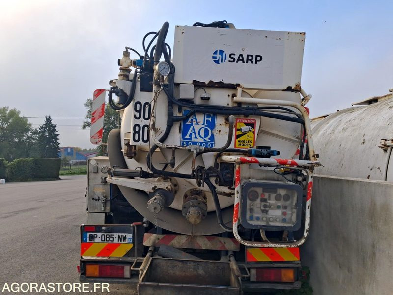 Hydrocureur Huwer/Renault 19T CP085NW (VENTE UNIQUEMENT EXPORT) - فراغ شاحنة: صور 3 Hydrocureur Huwer/Renault 19T CP085NW (VENTE UNIQUEMENT EXPORT) - فراغ شاحنة: صور 3