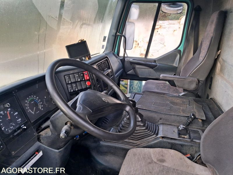 Hydrocureur Huwer/Renault 19T CP085NW (VENTE UNIQUEMENT EXPORT) - فراغ شاحنة: صور 2 Hydrocureur Huwer/Renault 19T CP085NW (VENTE UNIQUEMENT EXPORT) - فراغ شاحنة: صور 2