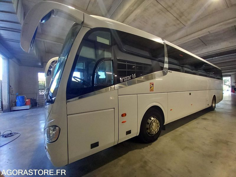 IRIZAR I6 N°196067 - حافلة مدرسية: صور 3 IRIZAR I6 N°196067 - حافلة مدرسية: صور 3