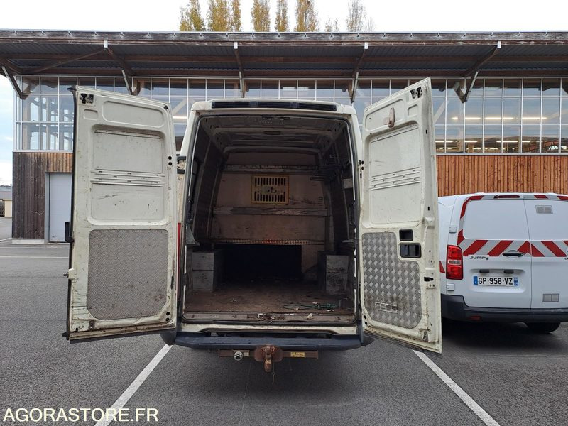 IVECO | 35S12 | 2007 | 99665KM - فان: صور 2 IVECO | 35S12 | 2007 | 99665KM - فان: صور 2