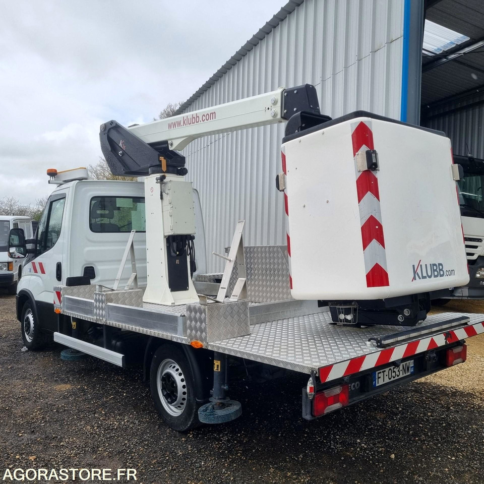 IVECO - 35S16 NACELLE - 2020 / 21000 KM - فان: صور 2 IVECO - 35S16 NACELLE - 2020 / 21000 KM - فان: صور 2