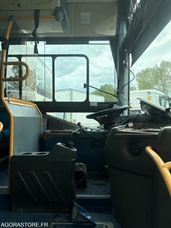 IVECO BUS CROSSWAY 12,80m N°093068 - véhicule non roulant Ventes pour pièces - صغيرة, ميكروباص: صور 1 IVECO BUS CROSSWAY 12,80m N°093068 - véhicule non roulant Ventes pour pièces - صغيرة, ميكروباص: صور 1
