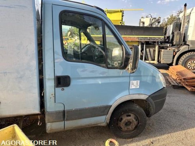 IVECO DAILY - 2009 - 176370KM - AB323ZN - فان: صور 3 IVECO DAILY - 2009 - 176370KM - AB323ZN - فان: صور 3