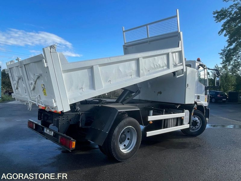 IVECO EUROCARGO 140E22 - BI BENNE - 2009 - 171000KMS - قلاب صغير: صور 3 IVECO EUROCARGO 140E22 - BI BENNE - 2009 - 171000KMS - قلاب صغير: صور 3