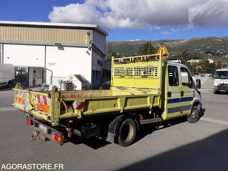 Iveco benne - شاحنة: صور 1 Iveco benne - شاحنة: صور 1