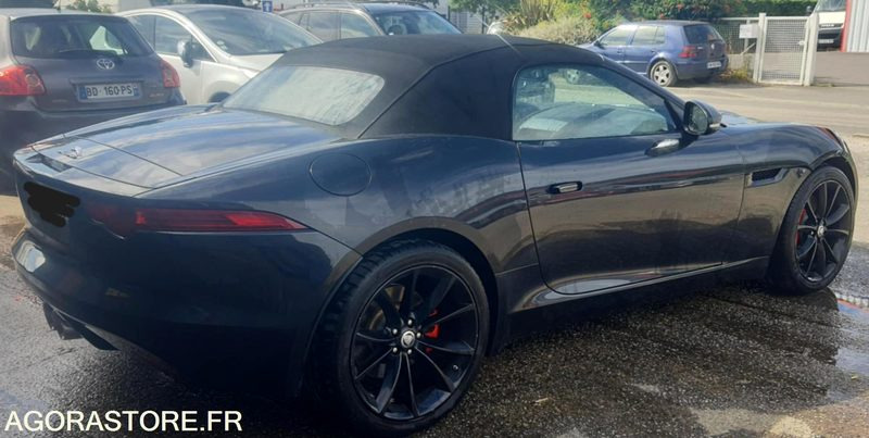 Jaguar F-Type - 2014 - 101000km - سيارة: صور 5 Jaguar F-Type - 2014 - 101000km - سيارة: صور 5