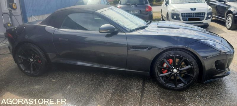 Jaguar F-Type - 2014 - 101000km - سيارة: صور 4 Jaguar F-Type - 2014 - 101000km - سيارة: صور 4