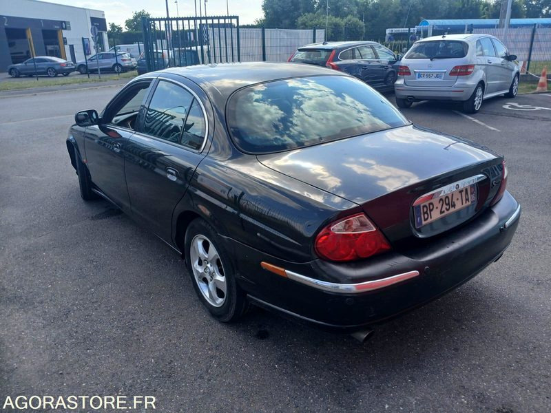 Jaguar S-Type full options - 2001 - 293400km - سيارة: صور 4 Jaguar S-Type full options - 2001 - 293400km - سيارة: صور 4