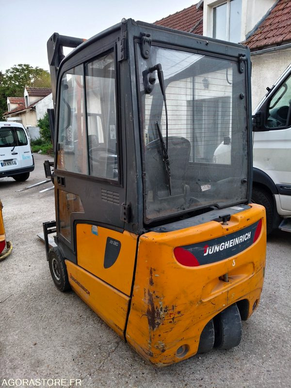 Jungheinrich EFG 216K - 2007 - En l'état - Non roulant - رافعة شوكية كهربائية: صور 5 Jungheinrich EFG 216K - 2007 - En l'état - Non roulant - رافعة شوكية كهربائية: صور 5