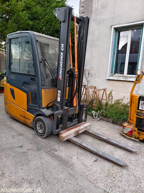 Jungheinrich EFG 216K - 2007 - En l'état - Non roulant - رافعة شوكية كهربائية: صور 2 Jungheinrich EFG 216K - 2007 - En l'état - Non roulant - رافعة شوكية كهربائية: صور 2