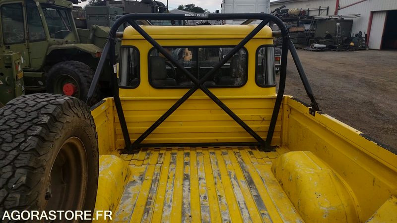LAND ROVER DEFENDER - 2003 - 98879km - شاحنة البيك أب: صور 4 LAND ROVER DEFENDER - 2003 - 98879km - شاحنة البيك أب: صور 4