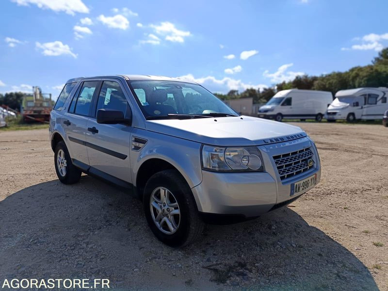 LAND ROVER FREELANDER - 2010 - 202000KMS - سيارة دفع رباعي: صور 3 LAND ROVER FREELANDER - 2010 - 202000KMS - سيارة دفع رباعي: صور 3