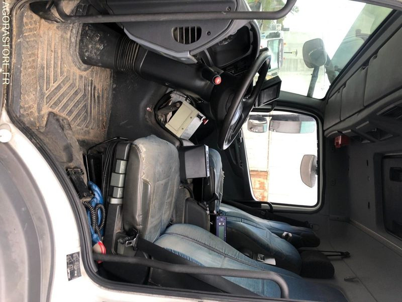 MERCEDES AXOR 26T-21m3 - 287235 kms - 2014 - شاحنة القمامة: صور 5 MERCEDES AXOR 26T-21m3 - 287235 kms - 2014 - شاحنة القمامة: صور 5