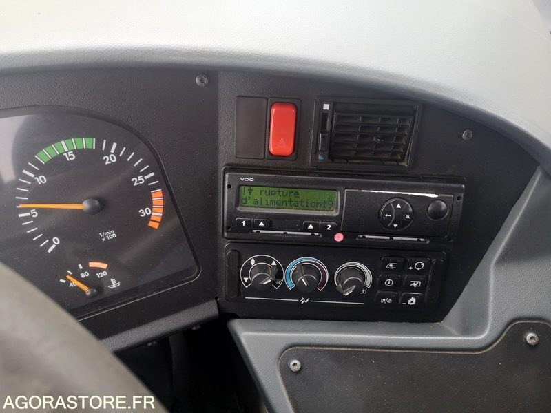 MERCEDES INTOURO M 08519 619599 kms 2008 - حافلة مدرسية: صور 5 MERCEDES INTOURO M 08519 619599 kms 2008 - حافلة مدرسية: صور 5