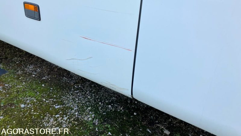 MERCEDES INTOURO N°093252 - حافلة مدرسية: صور 5 MERCEDES INTOURO N°093252 - حافلة مدرسية: صور 5