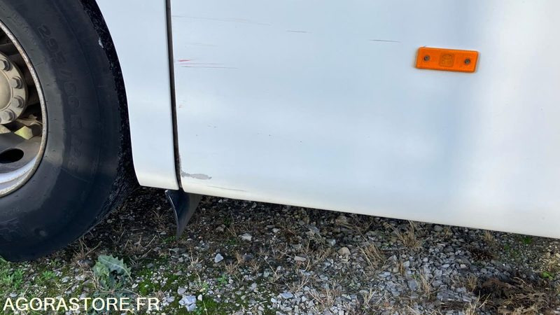 MERCEDES INTOURO N°093252 - حافلة مدرسية: صور 4 MERCEDES INTOURO N°093252 - حافلة مدرسية: صور 4