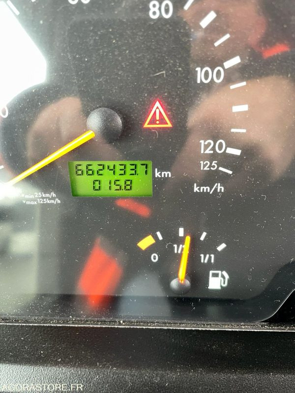 MERCEDES INTOURO N°093431 - حافلة مدرسية: صور 5 MERCEDES INTOURO N°093431 - حافلة مدرسية: صور 5