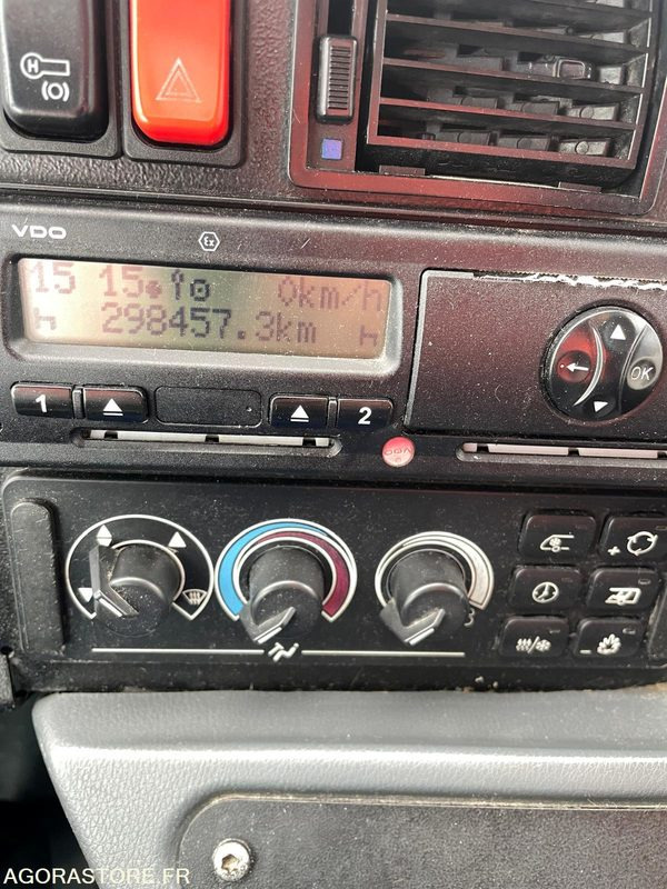 MERCEDES INTOURO N°095010 - حافلة مدرسية: صور 3 MERCEDES INTOURO N°095010 - حافلة مدرسية: صور 3