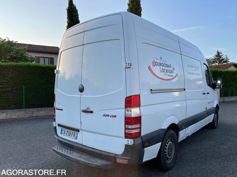 MERCEDES SPRINTER - 2007 / 182 000 KM - فان: صور 4 MERCEDES SPRINTER - 2007 / 182 000 KM - فان: صور 4
