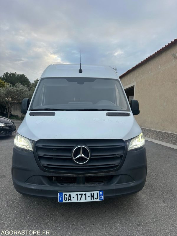 MERCEDES - SPRINTER - 2021 / 88000 KM - فان: صور 3 MERCEDES - SPRINTER - 2021 / 88000 KM - فان: صور 3