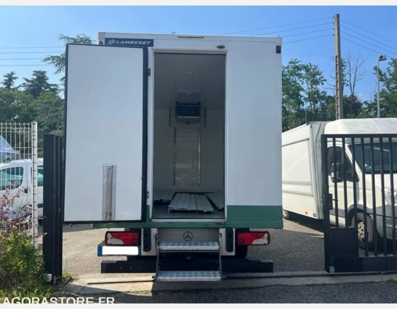 MERCEDES SPRINTER 514 CDI FRIGO - الشاحنات الصغيرة المبردة: صور 4 MERCEDES SPRINTER 514 CDI FRIGO - الشاحنات الصغيرة المبردة: صور 4