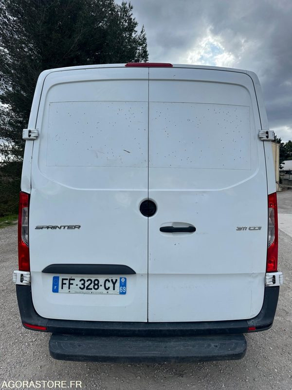 MERCEDES SPRINTER L1 H1 BVM6 164000 2019 - فان: صور 5 MERCEDES SPRINTER L1 H1 BVM6 164000 2019 - فان: صور 5