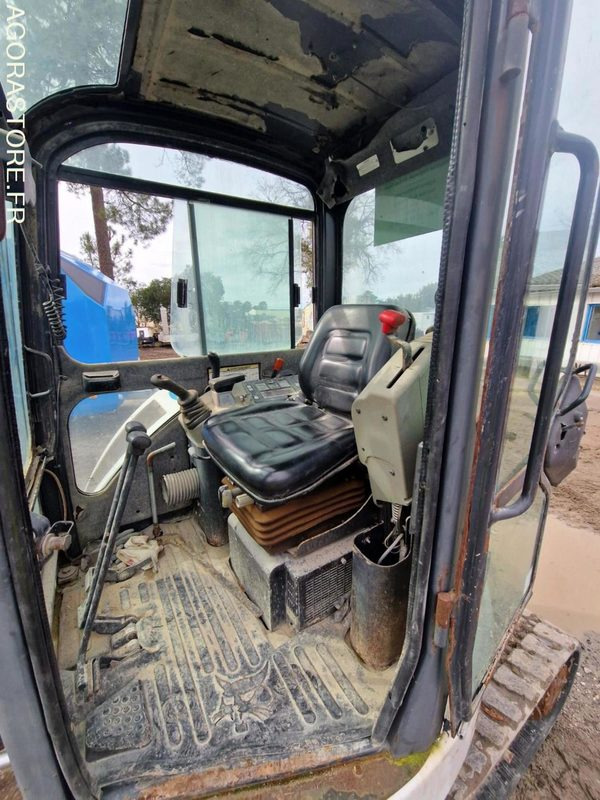 MINI PELLE BOBCAT - 430 AG - 2005 - 5108 HEURES - حفارة مصغرة: صور 4 MINI PELLE BOBCAT - 430 AG - 2005 - 5108 HEURES - حفارة مصغرة: صور 4