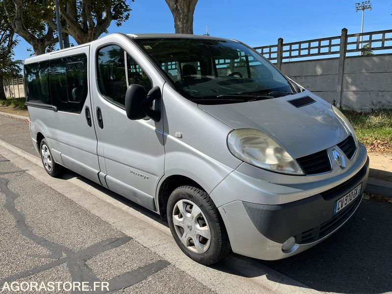 MINIBUS VL - 9 PLACES - TRAFIC - L2 H1 - 115 CH - CLIM- 165200 KMS - ATTELAGE - صغيرة, ميكروباص: صور 1 MINIBUS VL - 9 PLACES - TRAFIC - L2 H1 - 115 CH - CLIM- 165200 KMS - ATTELAGE - صغيرة, ميكروباص: صور 1