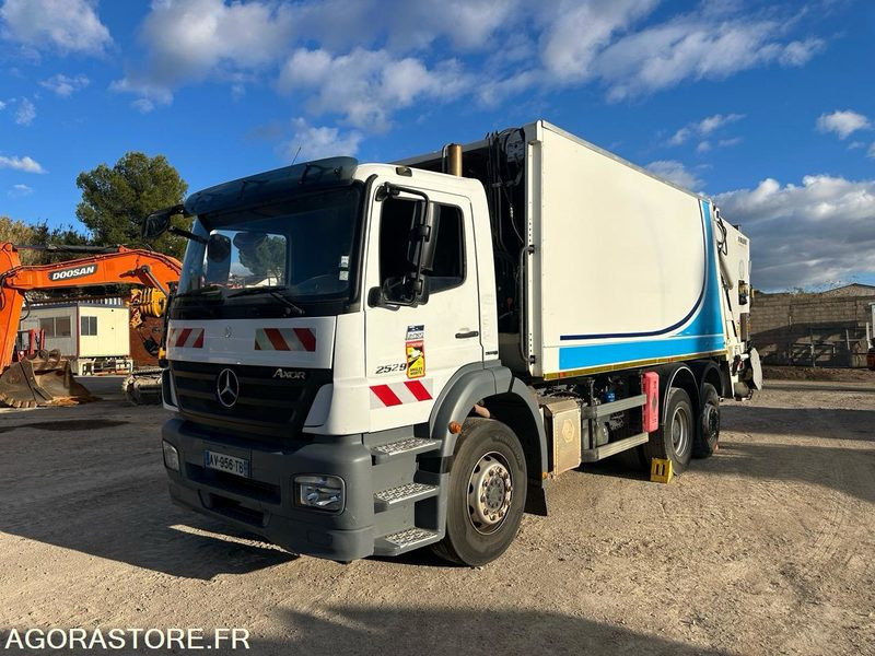 Mercedes Axor 2529 - 2010 - شاحنة القمامة: صور 1 Mercedes Axor 2529 - 2010 - شاحنة القمامة: صور 1