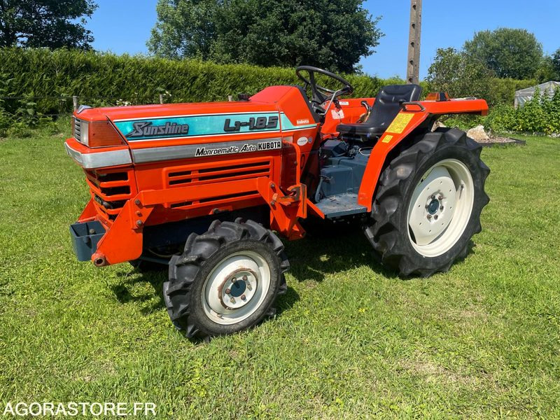 Micro-tracteur Kubota L1-185 - جرار: صور 4 Micro-tracteur Kubota L1-185 - جرار: صور 4