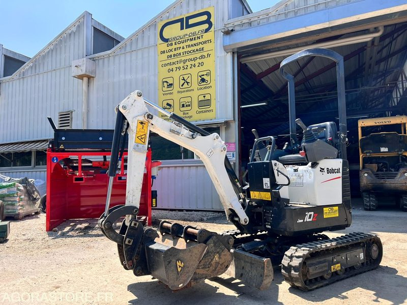 Mini-pelle 1T Bobcat E10 Z comme neuve - Année 2023 - 135heures - حفارة: صور 1 Mini-pelle 1T Bobcat E10 Z comme neuve - Année 2023 - 135heures - حفارة: صور 1