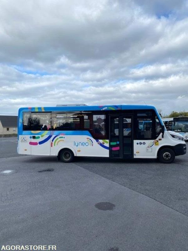 Minibus INDCAR MOBI LOW ENTRY - 27 places - PMR - صغيرة, ميكروباص: صور 2 Minibus INDCAR MOBI LOW ENTRY - 27 places - PMR - صغيرة, ميكروباص: صور 2