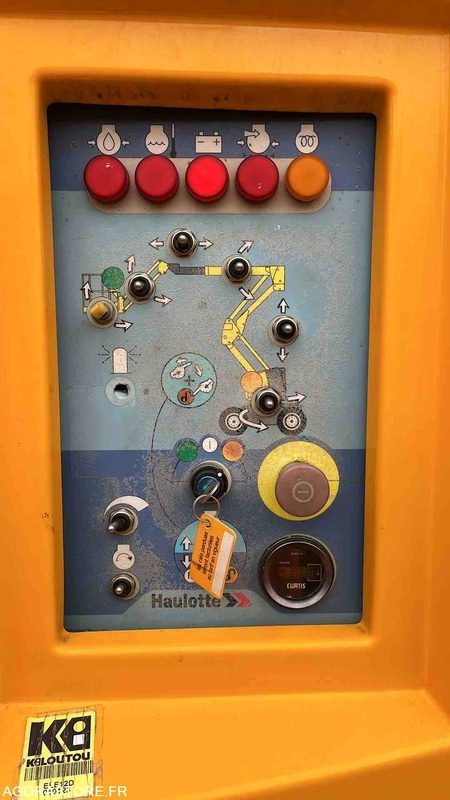 NACELLE HAULOTTE HA120PX - 2012 / 3992 HEURES  (ELE12D01010123) - منصات هيدروليكية متنقلة: صور 4 NACELLE HAULOTTE HA120PX - 2012 / 3992 HEURES  (ELE12D01010123) - منصات هيدروليكية متنقلة: صور 4