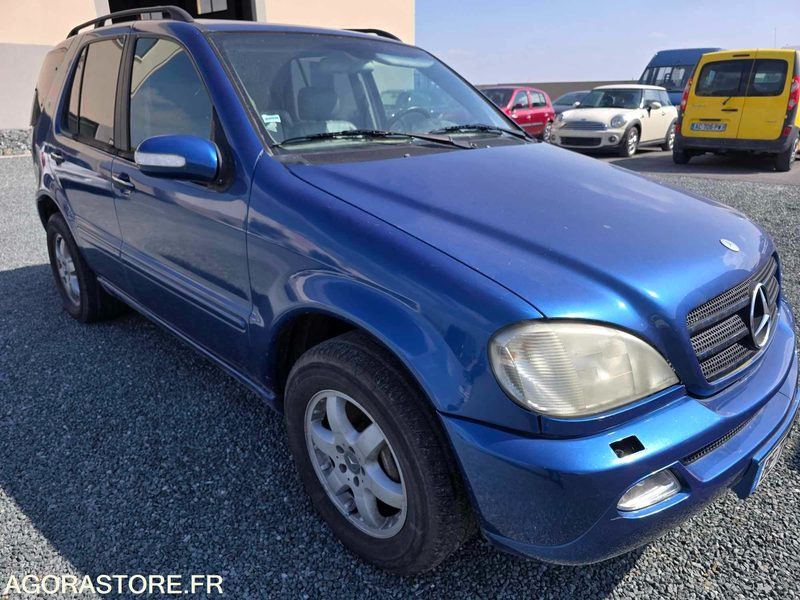 NIORT - MERCEDES ML 400 CDI BVA BI TURBO 4.00L 250 CH PEINTURE NEUVE 2025 - سيارة: صور 2 NIORT - MERCEDES ML 400 CDI BVA BI TURBO 4.00L 250 CH PEINTURE NEUVE 2025 - سيارة: صور 2