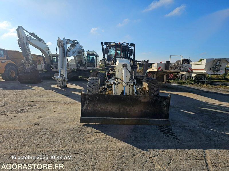 NIVELEUSE CATERPILLAR 140M 6X6 - 2010 / 14249H - (MNV003) - آلة تسوية الأرض: صور 2 NIVELEUSE CATERPILLAR 140M 6X6 - 2010 / 14249H - (MNV003) - آلة تسوية الأرض: صور 2