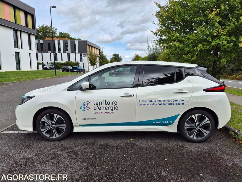 Nissan Leaf 68174 kms FF547LG 2019 - سيارة: صور 1 Nissan Leaf 68174 kms FF547LG 2019 - سيارة: صور 1