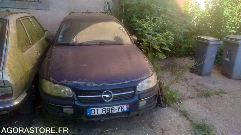 OPEL OMÉGA BREAK - 1996 - سيارة ستيشن: صور 1 OPEL OMÉGA BREAK - 1996 - سيارة ستيشن: صور 1