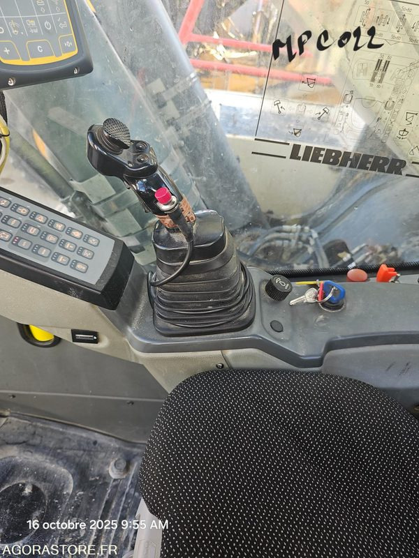 حفارة PELLE A CHENILLE LIEBHERR R946 - 2015 / 10235H (MPC022): صور 7