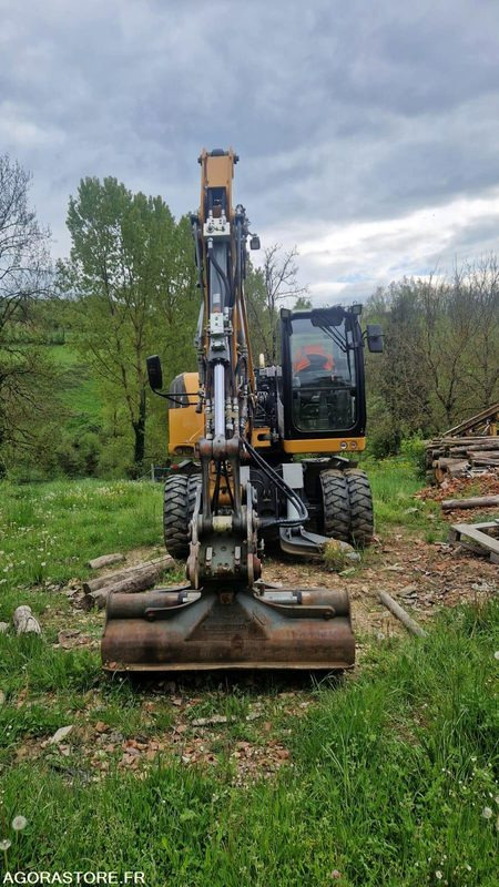 PELLE A PNEUS A912 COMPACT 2 godets - LIEBHERR - 2019 - 2820h - حفارة: صور 4 PELLE A PNEUS A912 COMPACT 2 godets - LIEBHERR - 2019 - 2820h - حفارة: صور 4