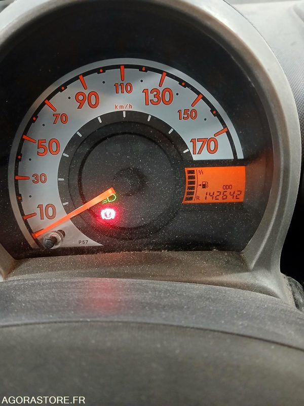 PEUGEOT 107 - 2008 - 142642 KM - سيارة: صور 5 PEUGEOT 107 - 2008 - 142642 KM - سيارة: صور 5