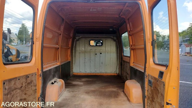 PEUGEOT BOXER - 2022 - 198585kms - فان: صور 4 PEUGEOT BOXER - 2022 - 198585kms - فان: صور 4