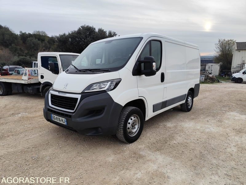 PEUGEOT BOXER L1H1 2.0 BlueHDi 110CH - 2017 - 239000KMS - فان المدمجة: صور 4 PEUGEOT BOXER L1H1 2.0 BlueHDi 110CH - 2017 - 239000KMS - فان المدمجة: صور 4