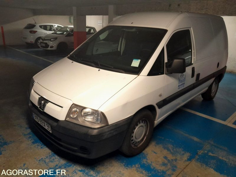 PEUGEOT EXPERT - 2006 - 80778kms - فان المدمجة: صور 5 PEUGEOT EXPERT - 2006 - 80778kms - فان المدمجة: صور 5